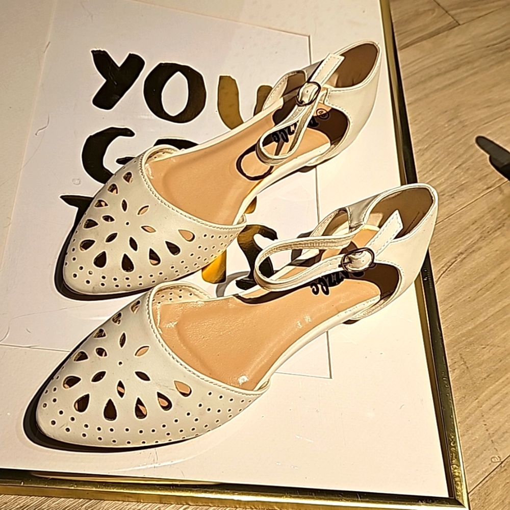 FLATS